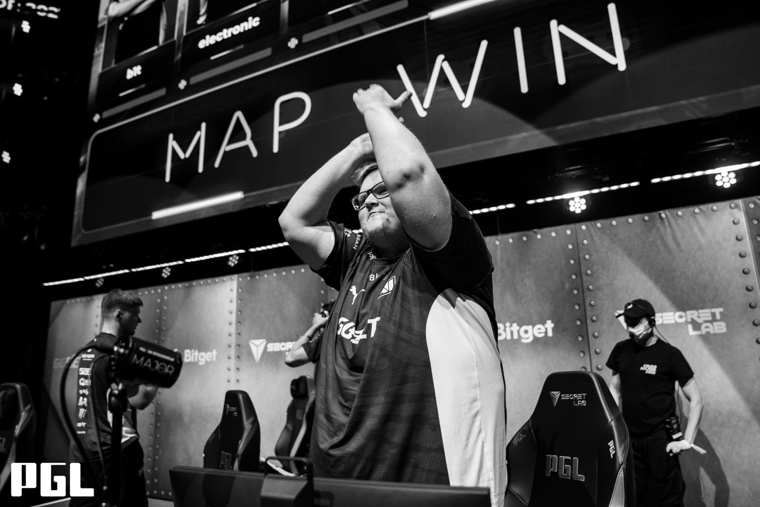 NAVI Boombl4