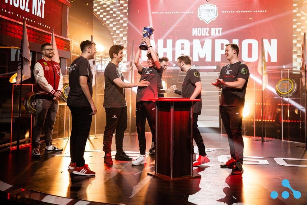 MOUZ JDC