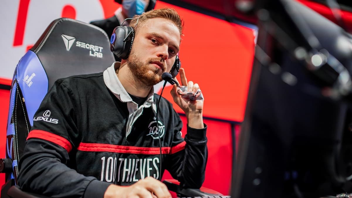 100Thieves gave EG their second loss this split