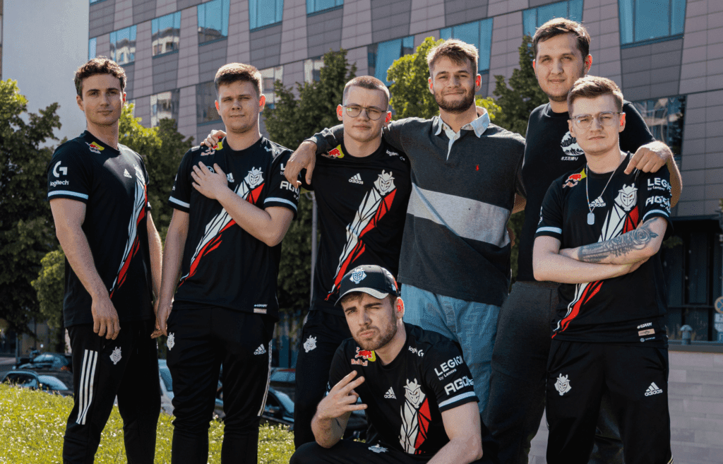 R6 G2 M4niac
