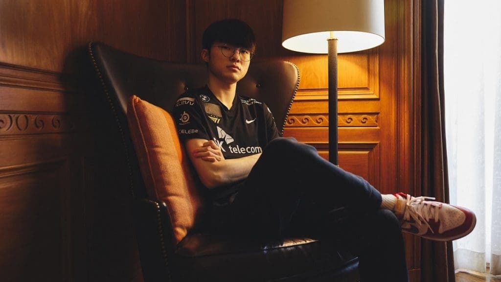 Faker re-signs with T1 until 2025