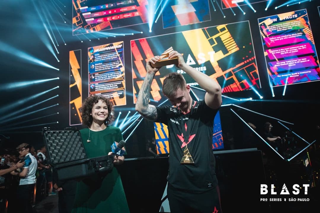 Device Astralis