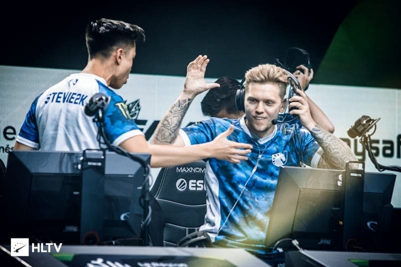 Liquid Stewie2k i nitr0