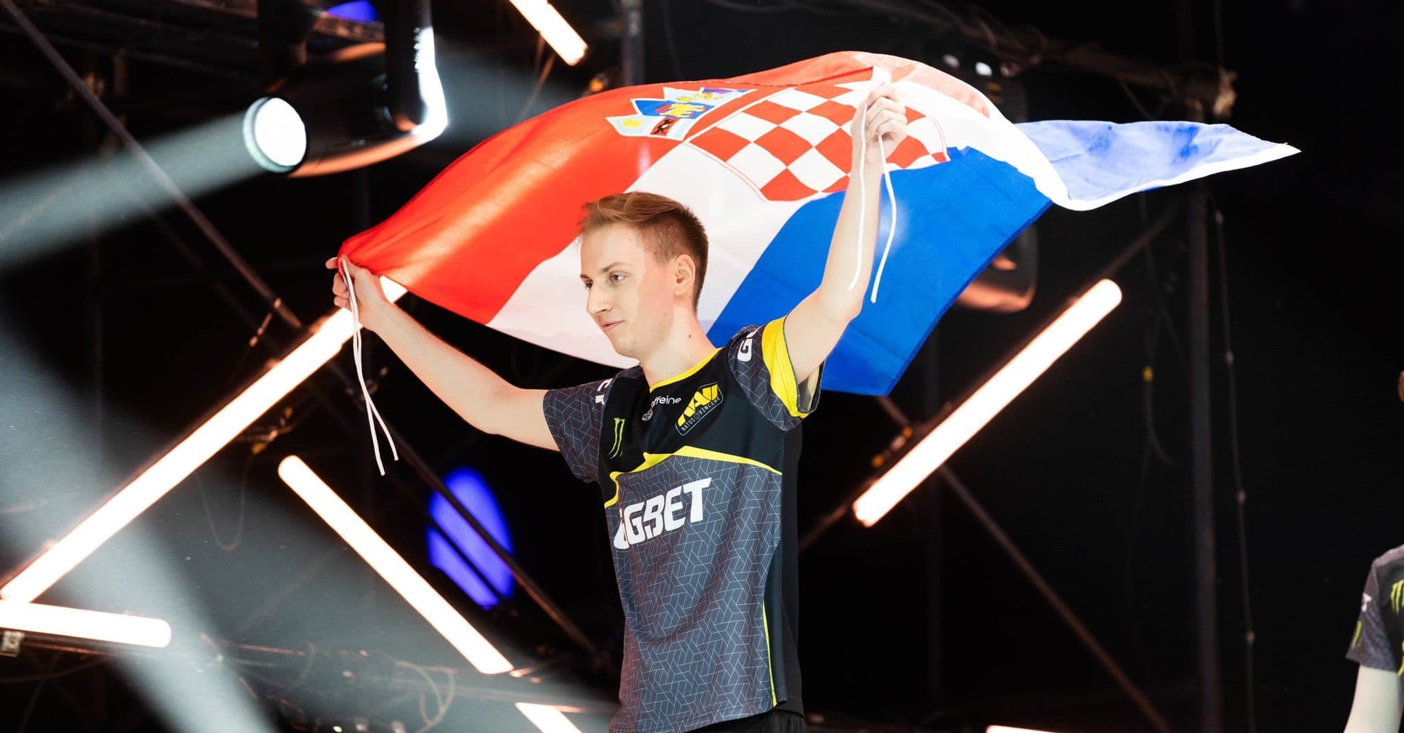 Leon neLo Pesić MnM Gaming