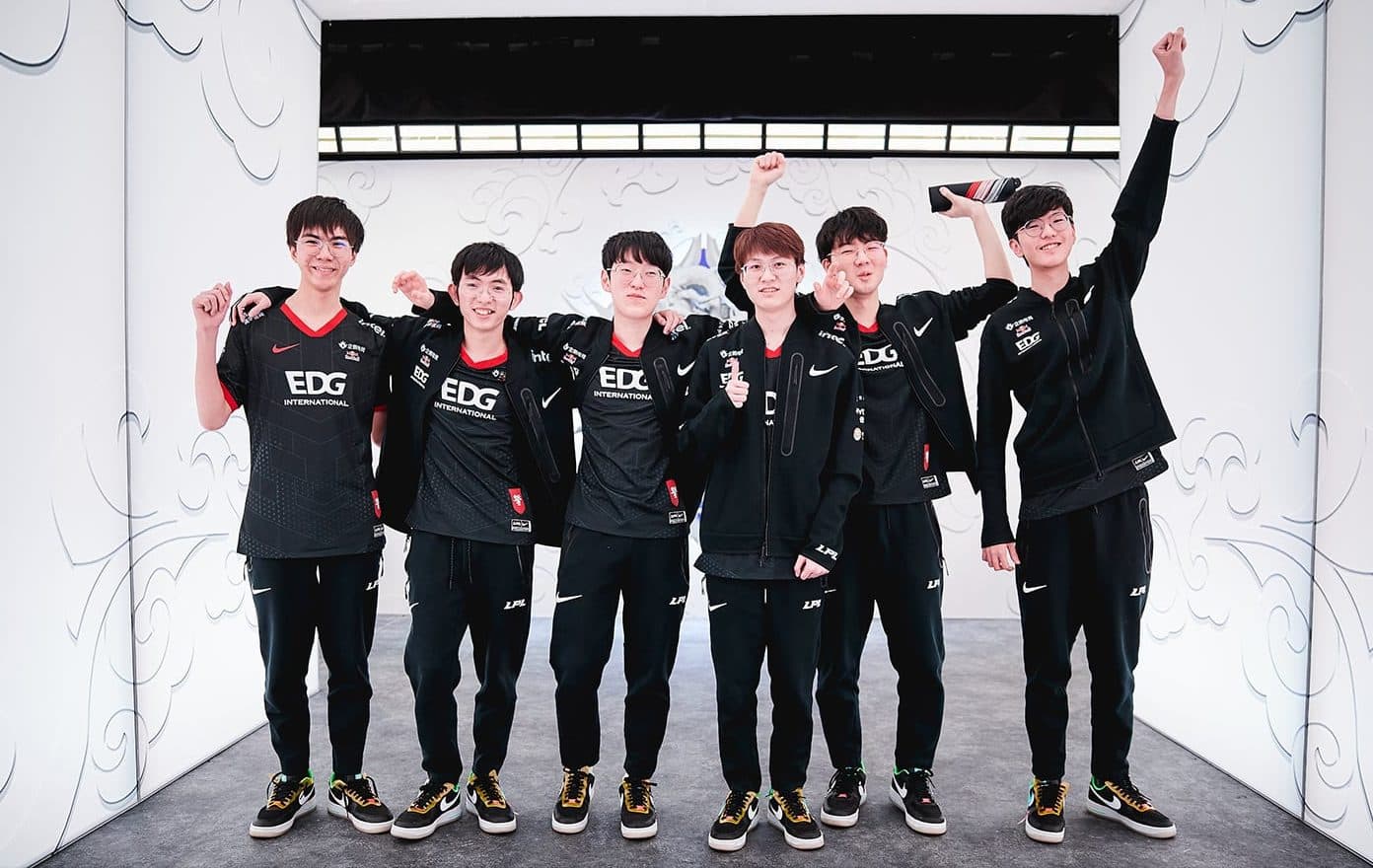 EDG goes into semifinals in Worlds 2021