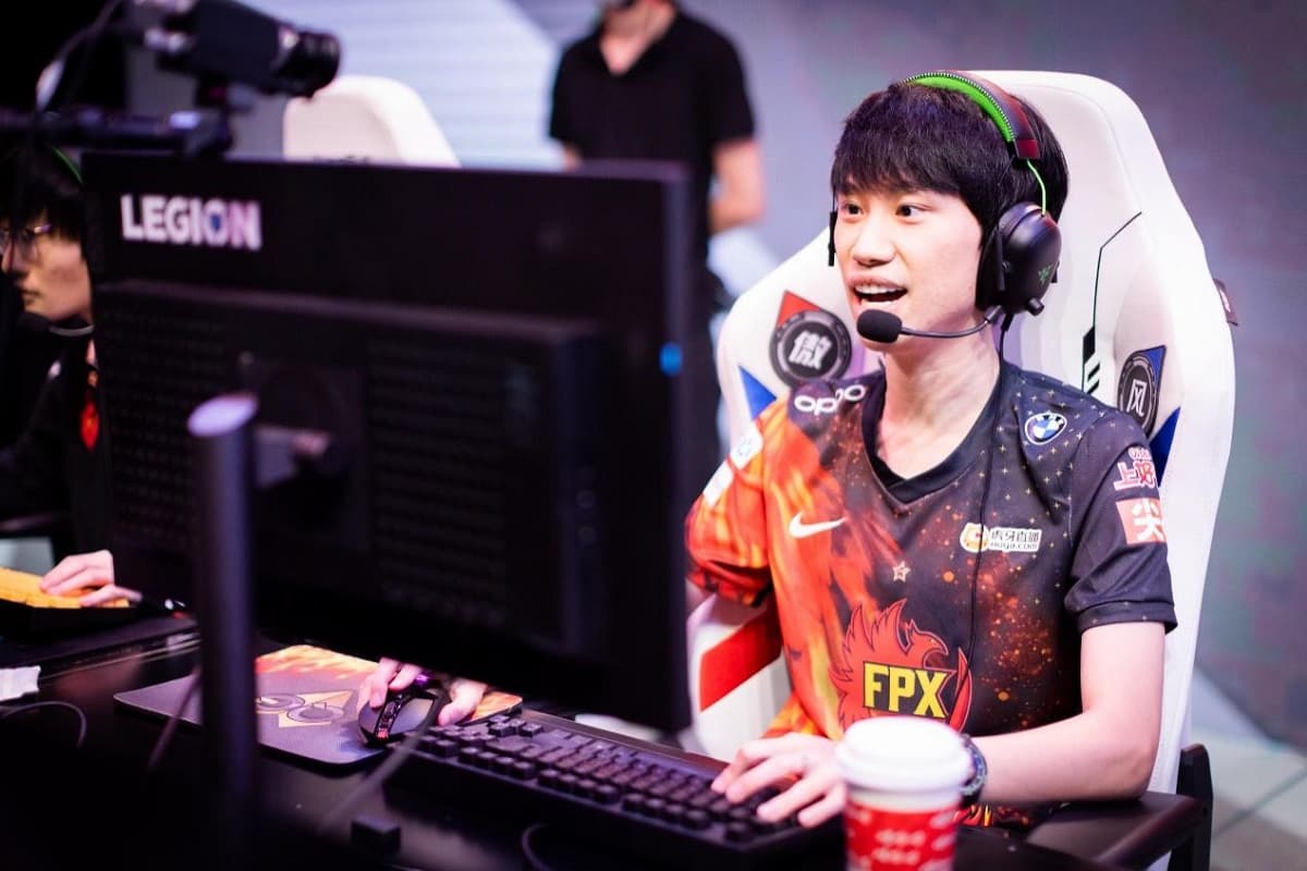 Doinb leaves FPX