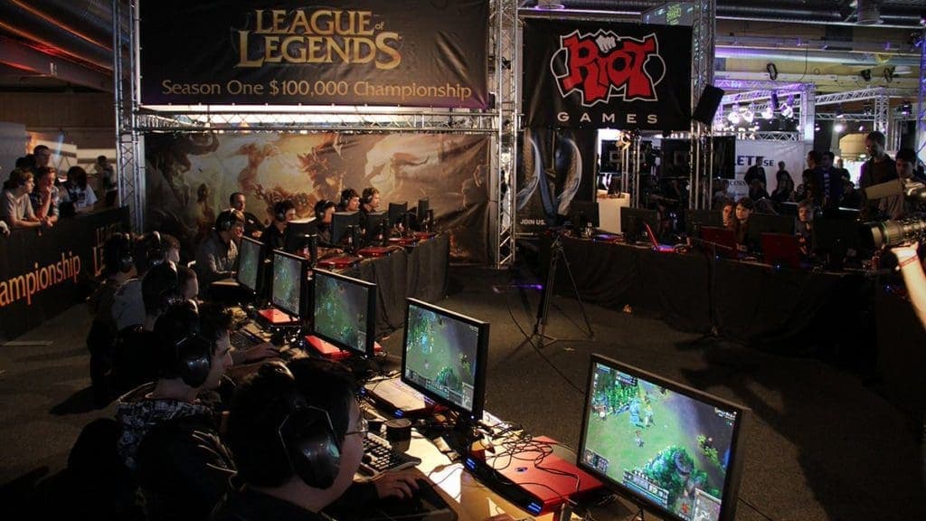 First LoL World Championship 2011