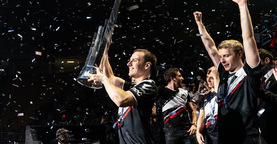 G2 Esports Perkz LEC trophy