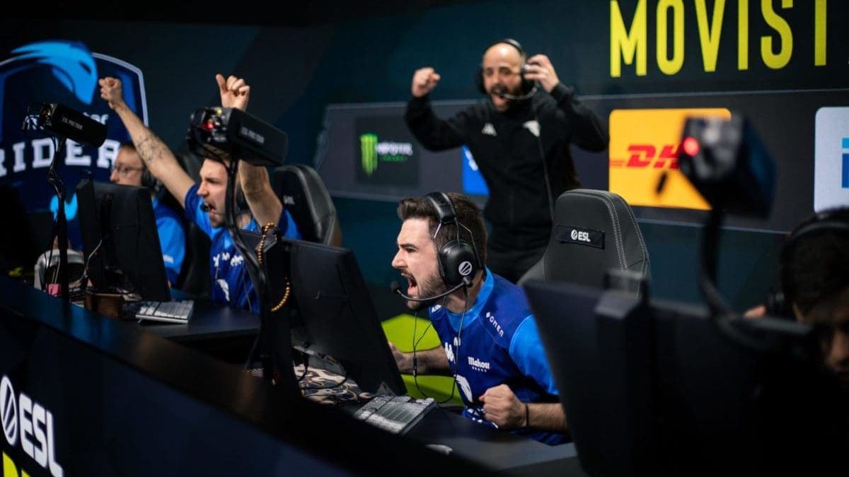 Movistar Riders