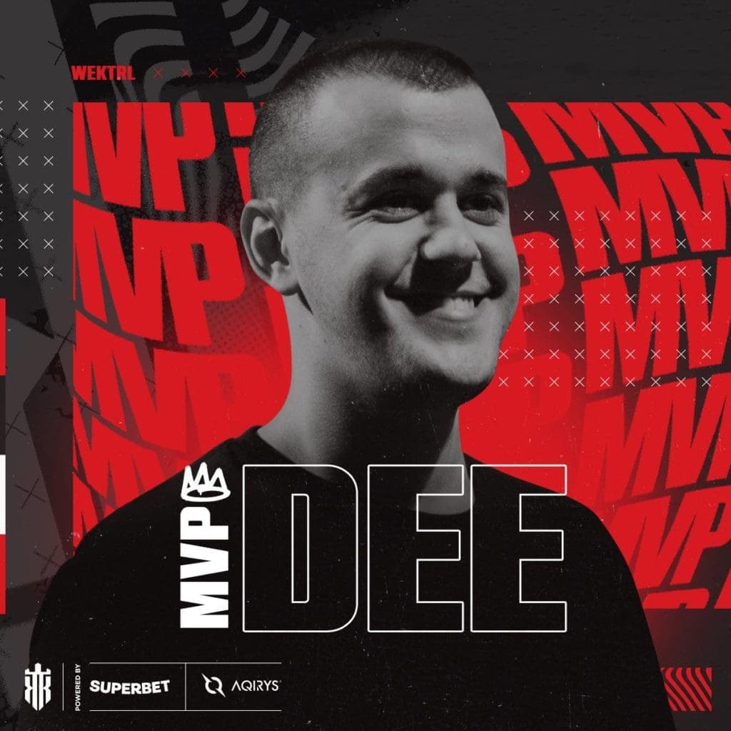 dEE