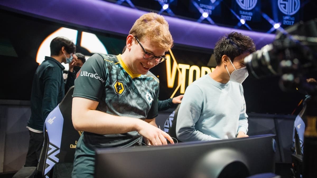 Evil Geniuses eliminate Cloud9 from LCS playoff