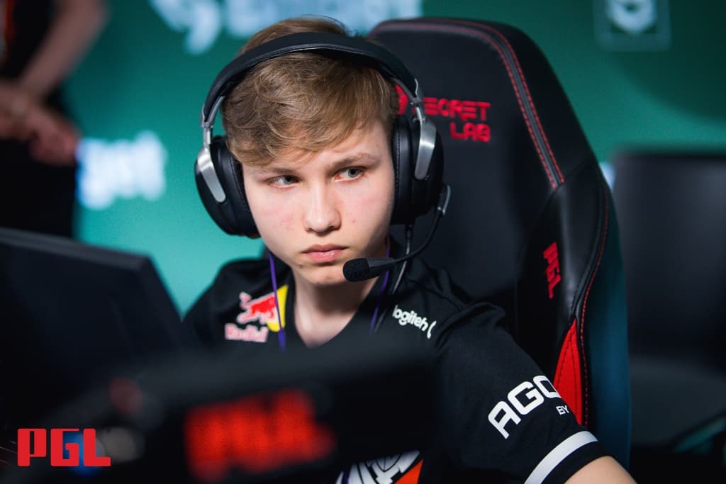 G2 m0NESY