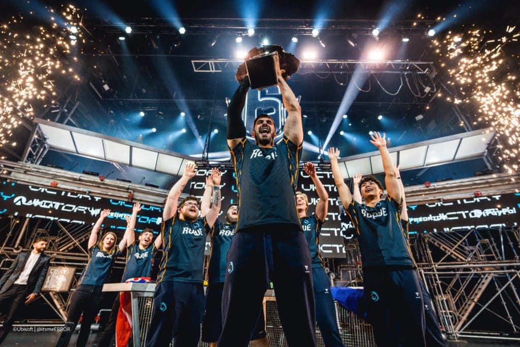 Six Berlin Major Rogue
