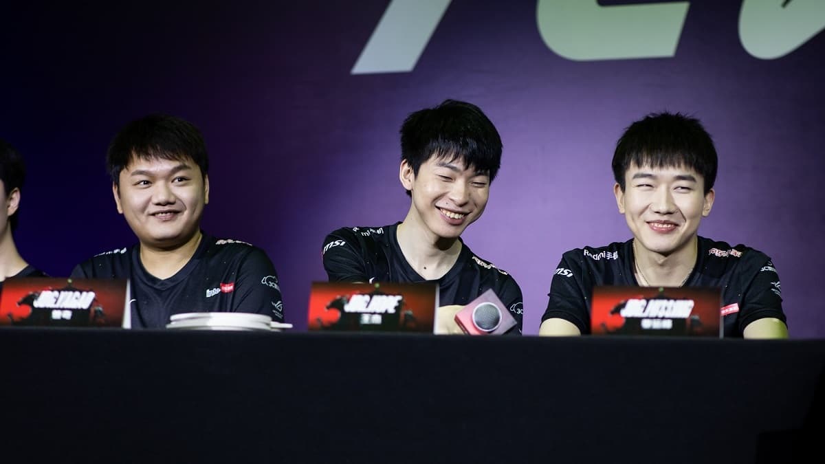 JDG won the LPL title and secured a spot at Worlds
