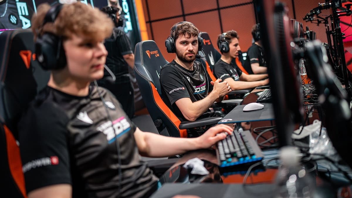 Cinkrof allowed to explore options for 2023