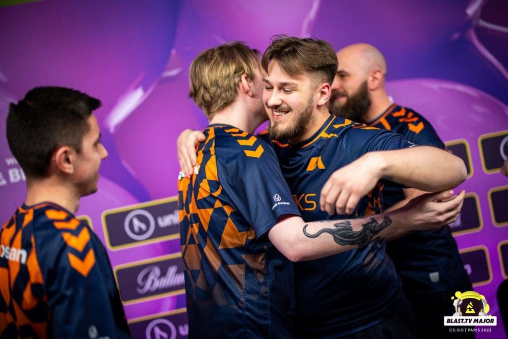 Apeks & kyxsan